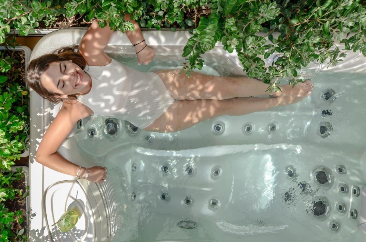 Honey & Cinnamon Luxury Suite Naxos City Екстериор снимка