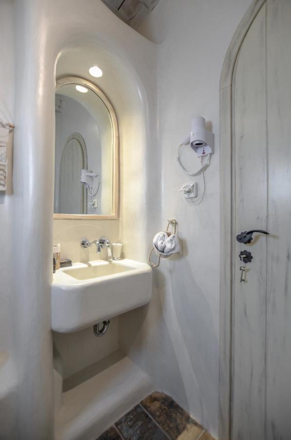 Honey & Cinnamon Luxury Suite Naxos City Екстериор снимка