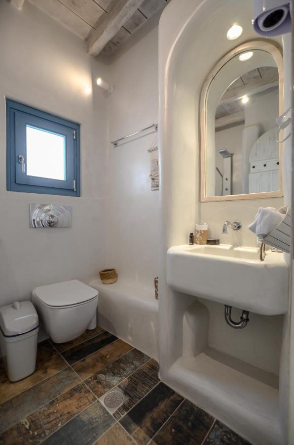 Honey & Cinnamon Luxury Suite Naxos City Екстериор снимка